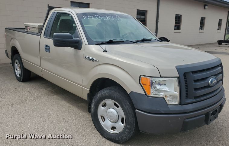 image for item KK9243 2009 Ford F150 XL  pickup truck