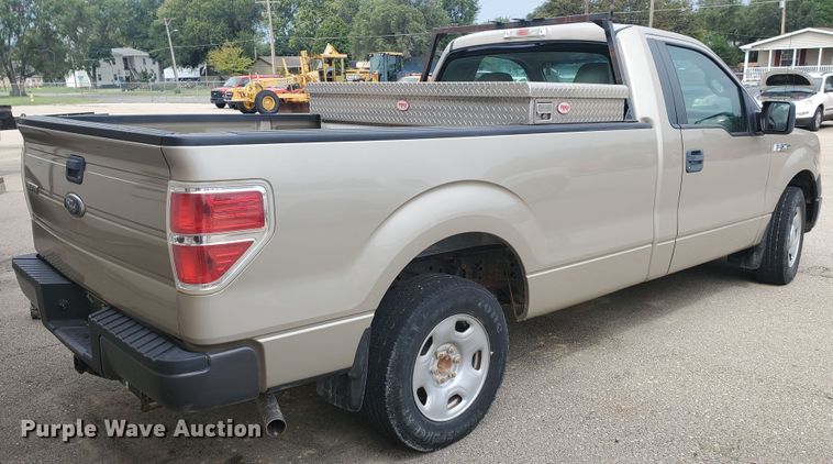 image for item KK9243 2009 Ford F150 XL  pickup truck