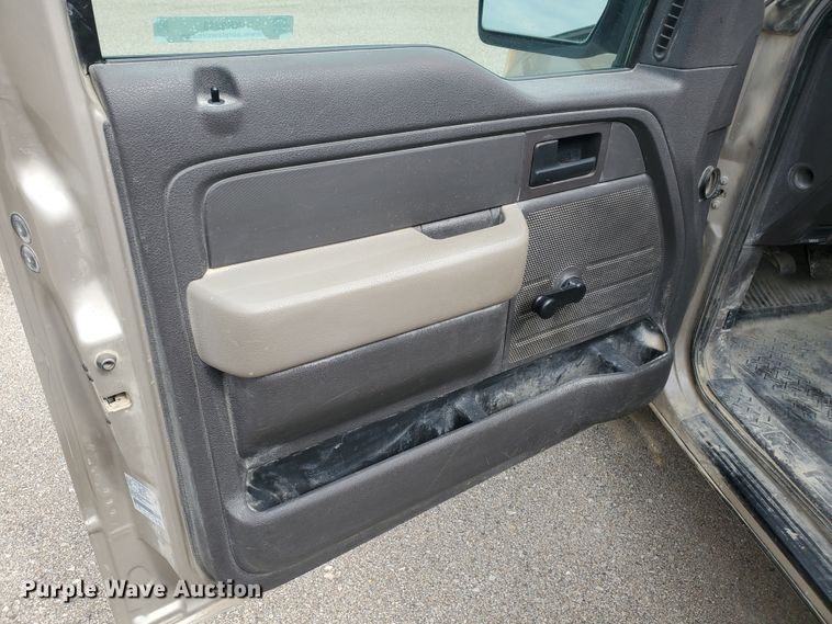 image for item KK9243 2009 Ford F150 XL  pickup truck