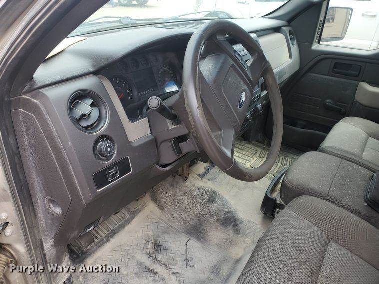 image for item KK9243 2009 Ford F150 XL  pickup truck