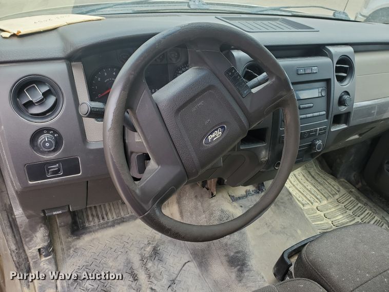 image for item KK9243 2009 Ford F150 XL  pickup truck