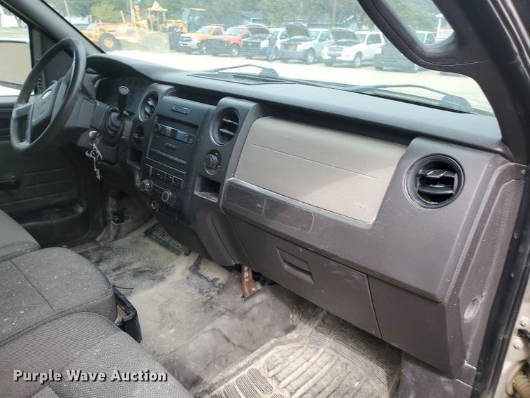 image for item KK9243 2009 Ford F150 XL  pickup truck