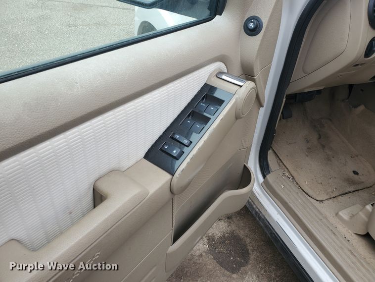 image for item KK9244 2009 Ford Explorer XLT  SUV