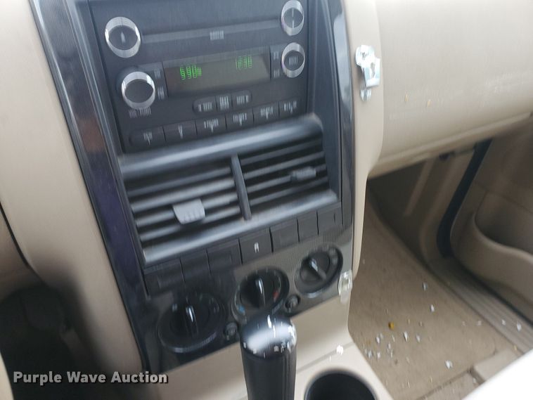 image for item KK9244 2009 Ford Explorer XLT  SUV