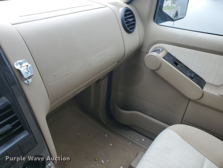 image for item KK9244 2009 Ford Explorer XLT  SUV