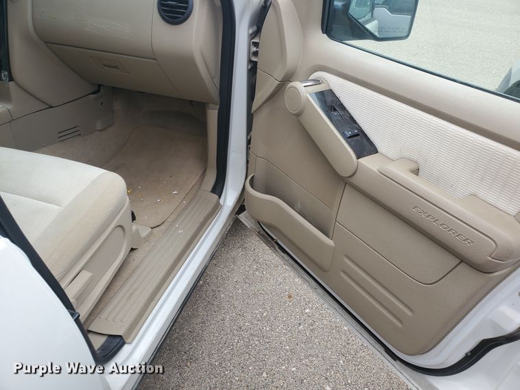 image for item KK9244 2009 Ford Explorer XLT  SUV