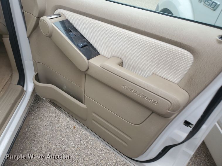 image for item KK9244 2009 Ford Explorer XLT  SUV