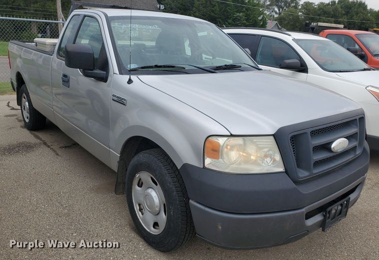 image for item KK9245 2008 Ford F150 XL  pickup truck