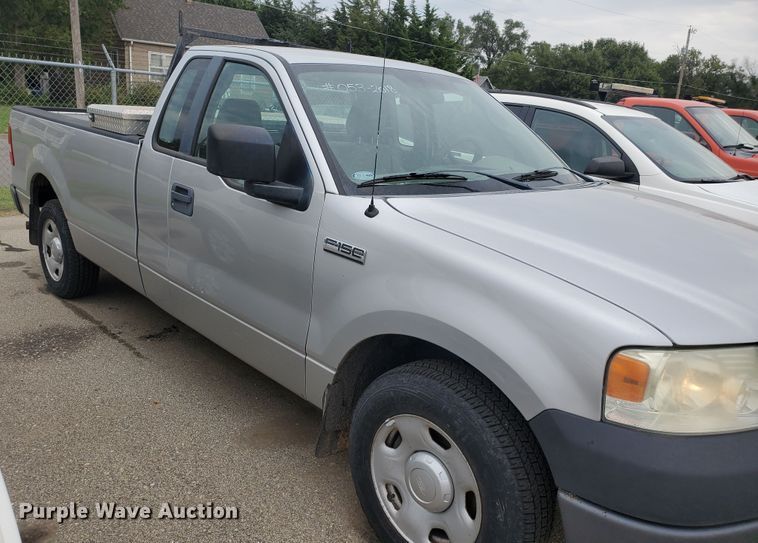 image for item KK9245 2008 Ford F150 XL  pickup truck