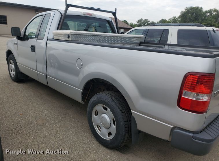 image for item KK9245 2008 Ford F150 XL  pickup truck