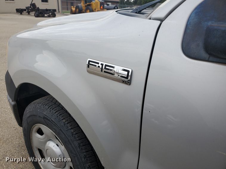 image for item KK9245 2008 Ford F150 XL  pickup truck