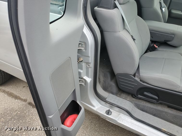 image for item KK9245 2008 Ford F150 XL  pickup truck