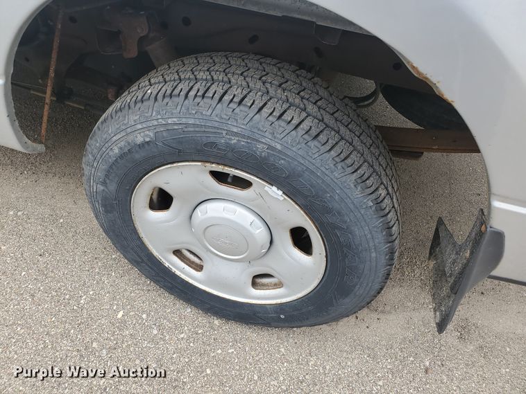 image for item KK9245 2008 Ford F150 XL  pickup truck