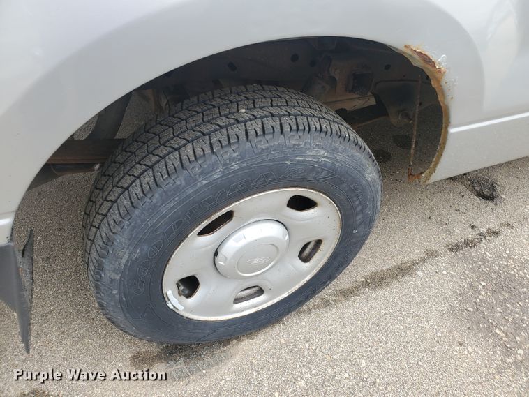 image for item KK9245 2008 Ford F150 XL  pickup truck