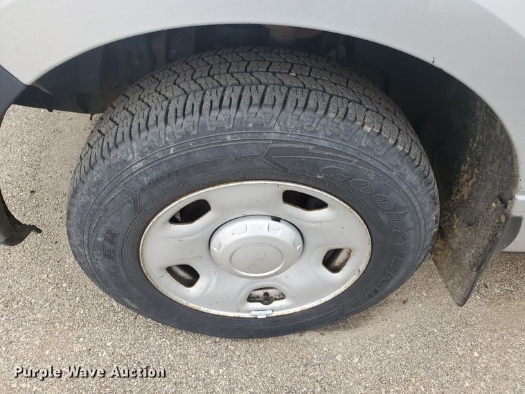 image for item KK9245 2008 Ford F150 XL  pickup truck