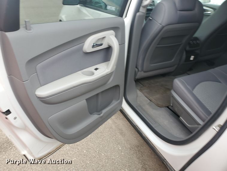 image for item KK9247 2012 Chevrolet Traverse  SUV