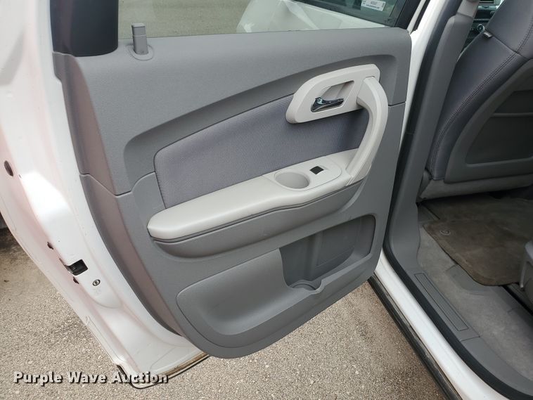 image for item KK9247 2012 Chevrolet Traverse  SUV
