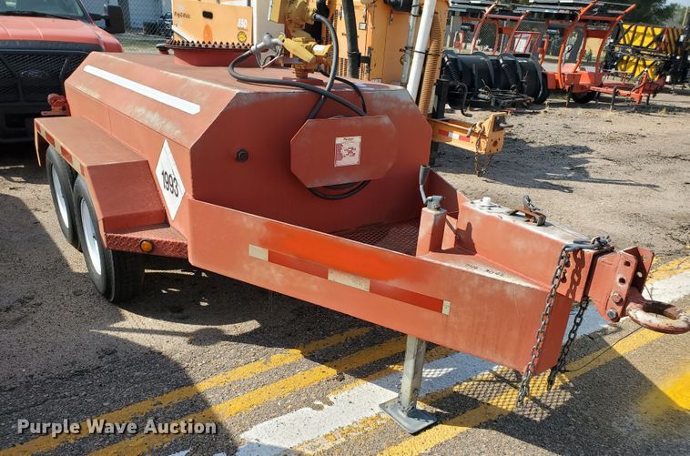 image for item KK9264 2002 Palmer PLB600  fuel trailer