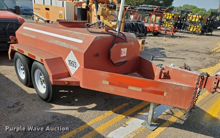 image for item KK9264 2002 Palmer PLB600  fuel trailer