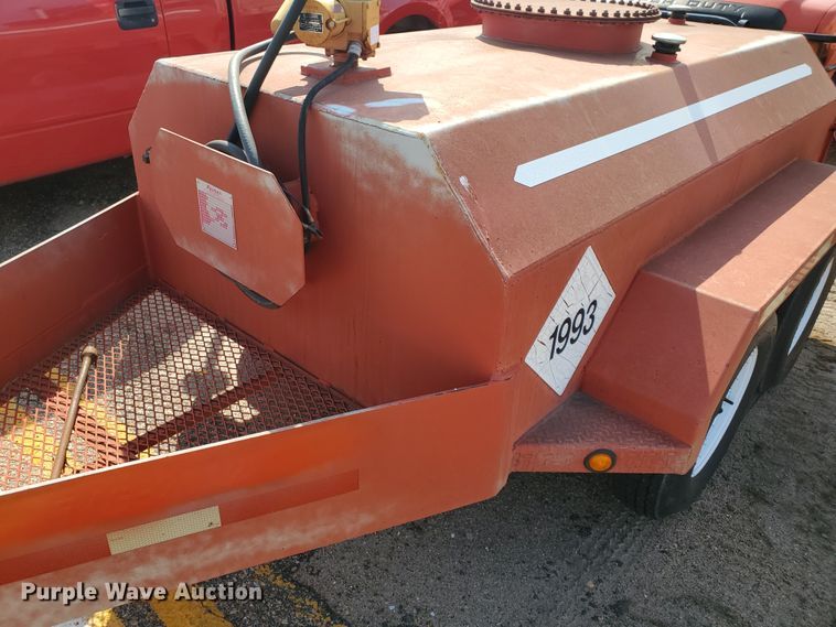 image for item KK9264 2002 Palmer PLB600  fuel trailer