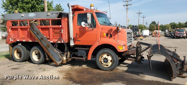 image for item KK9272 2001 Sterling LT7501  dump truck