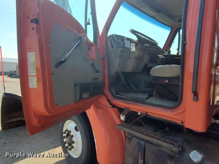 image for item KK9272 2001 Sterling LT7501  dump truck