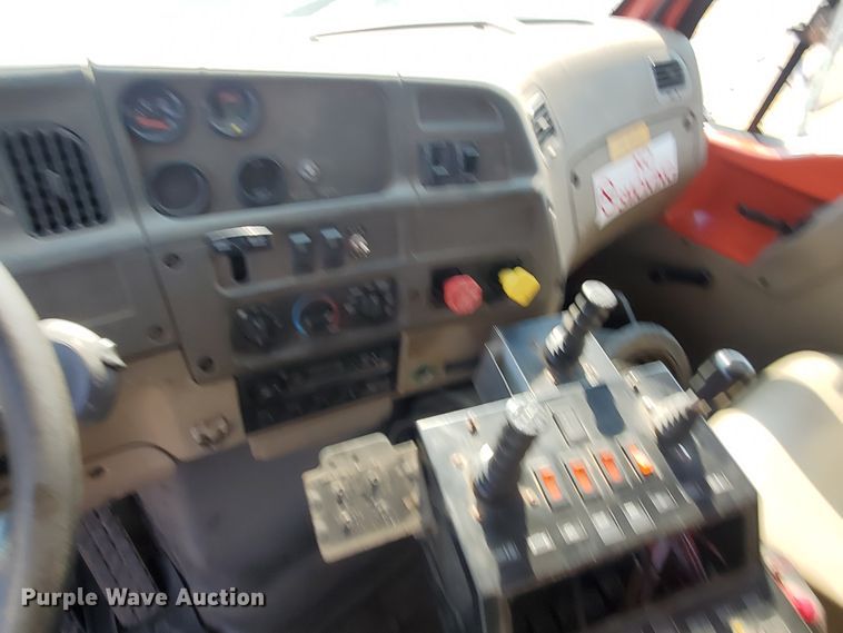 image for item KK9272 2001 Sterling LT7501  dump truck