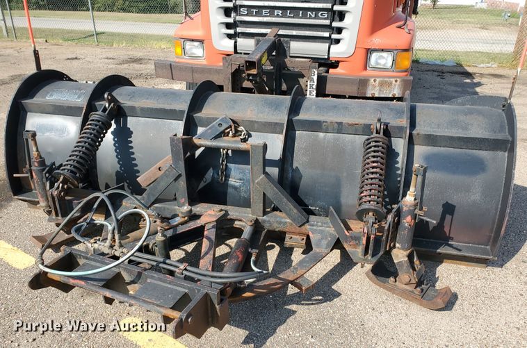 image for item KK9272 2001 Sterling LT7501  dump truck