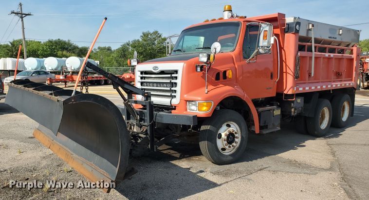 image for item KK9273 2001 Sterling LT7501  dump truck