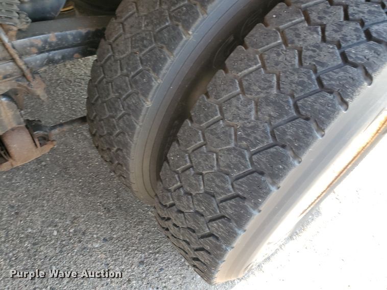 image for item KK9273 2001 Sterling LT7501  dump truck