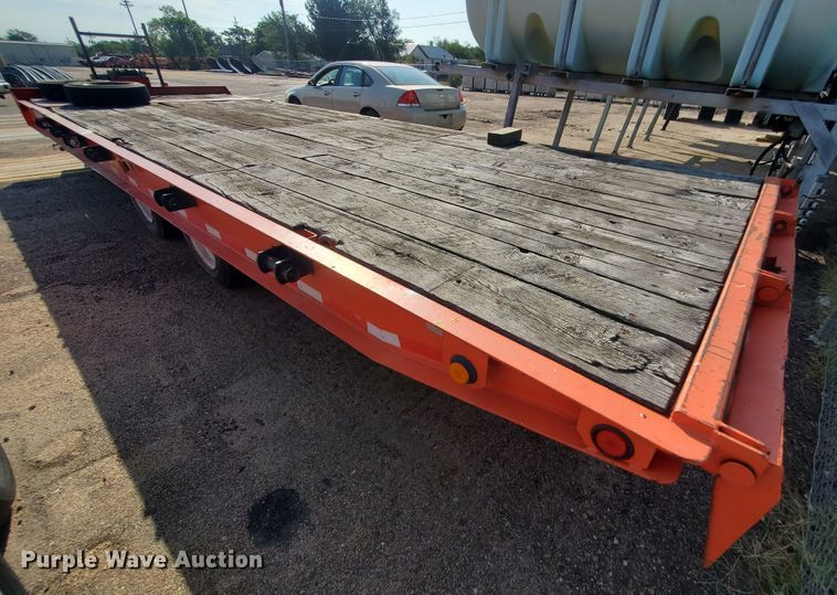image for item KK9276 2001 Felling FT-40  tilt deck equipment trailer