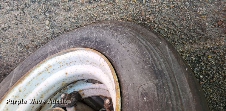 image for item KK9276 2001 Felling FT-40  tilt deck equipment trailer