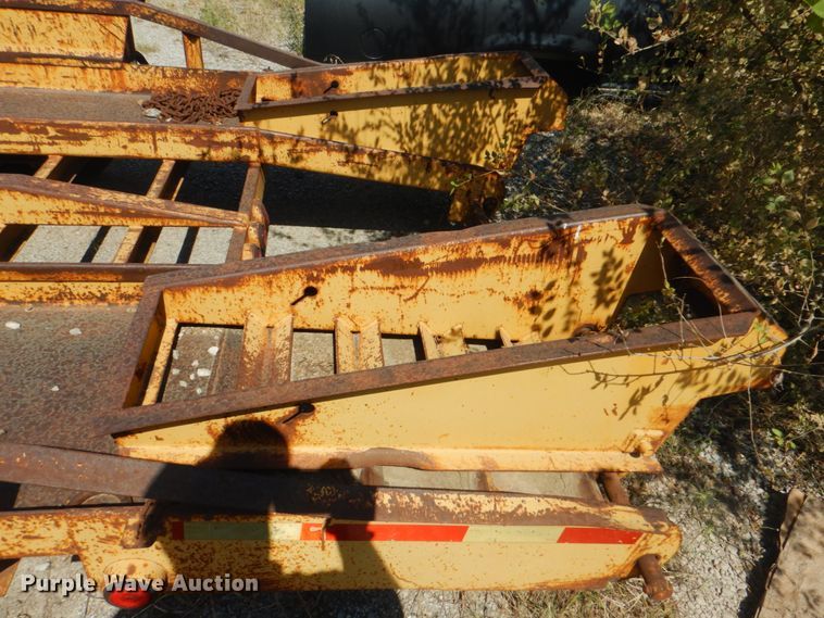 image for item DG1724 1999 Belshe T-18  equipment trailer