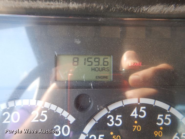 image for item DG1726 2008 Freightliner Business Class M2  flatbed truck