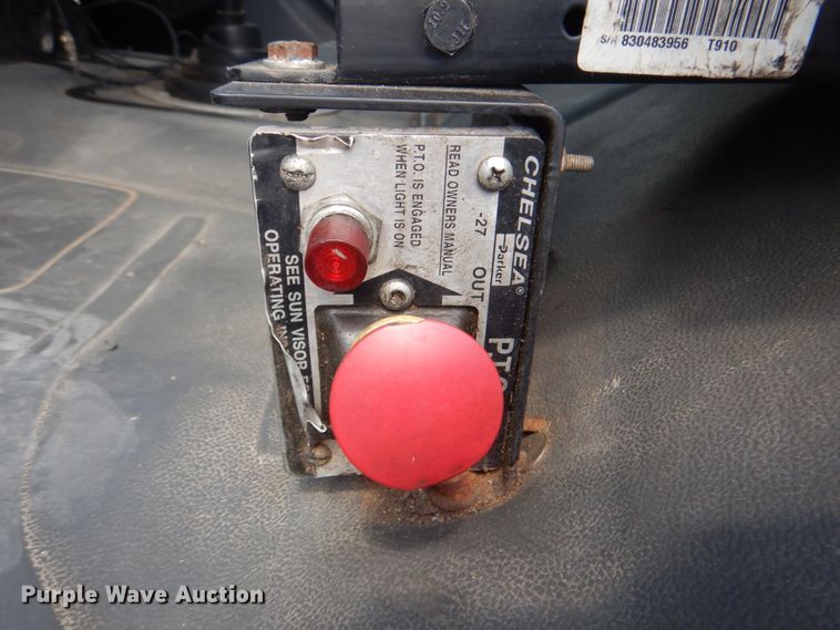 image for item DG1726 2008 Freightliner Business Class M2  flatbed truck