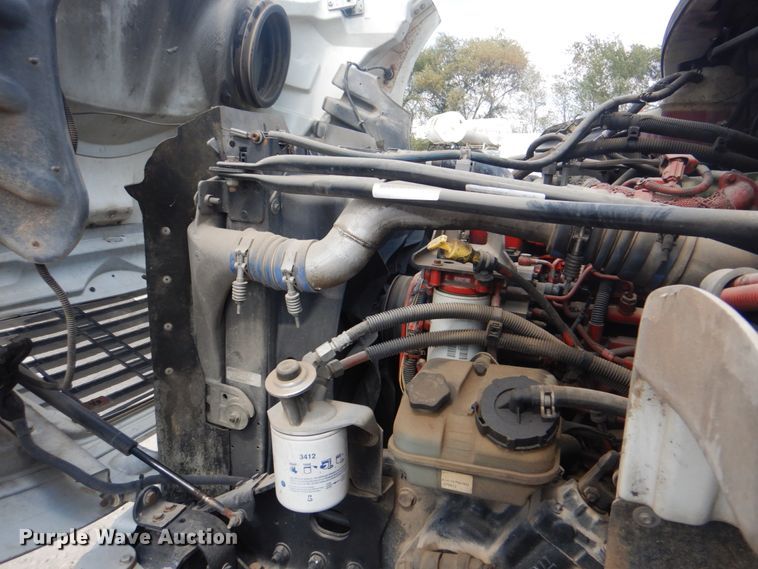 image for item DG1726 2008 Freightliner Business Class M2  flatbed truck