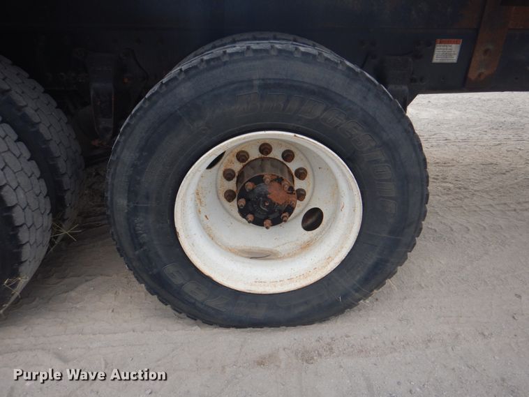 image for item DG1726 2008 Freightliner Business Class M2  flatbed truck