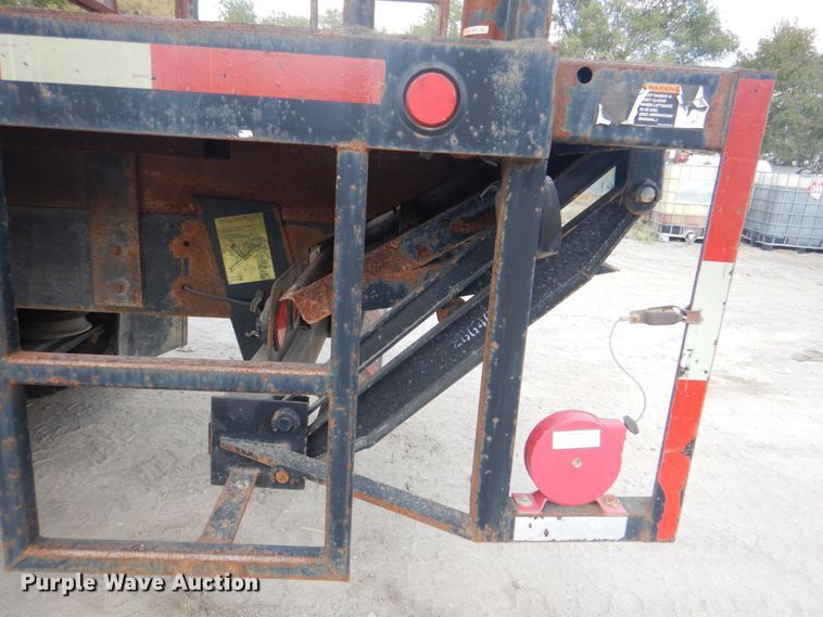 image for item DG1726 2008 Freightliner Business Class M2  flatbed truck