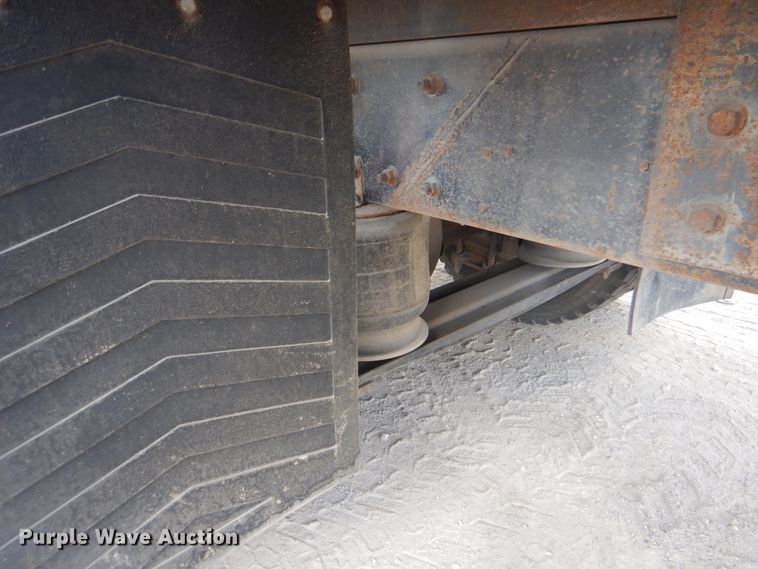 image for item DG1726 2008 Freightliner Business Class M2  flatbed truck