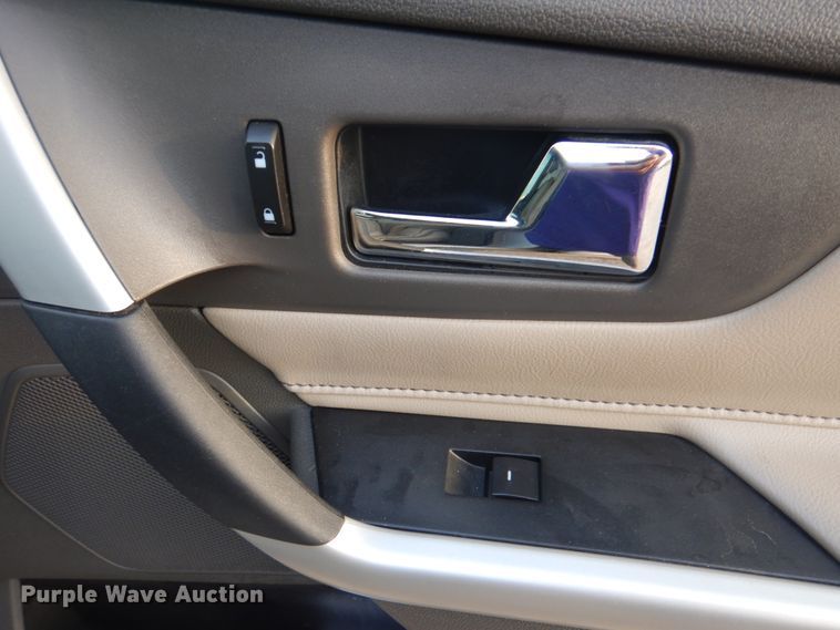 image for item DG1731 2013 Ford Edge  SUV