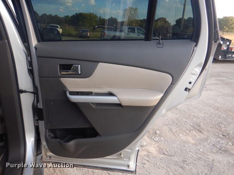 image for item DG1731 2013 Ford Edge  SUV