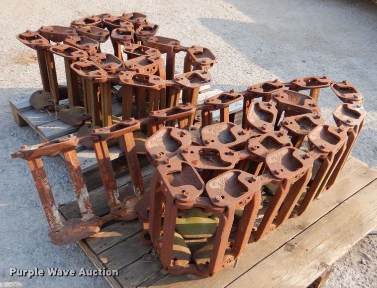 image for item DG1733 Bobcat  15"W over tire skid steer tracks