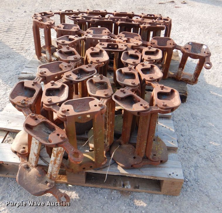 image for item DG1733 Bobcat  15"W over tire skid steer tracks