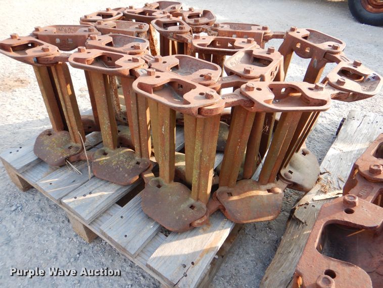 image for item DG1733 Bobcat  15"W over tire skid steer tracks