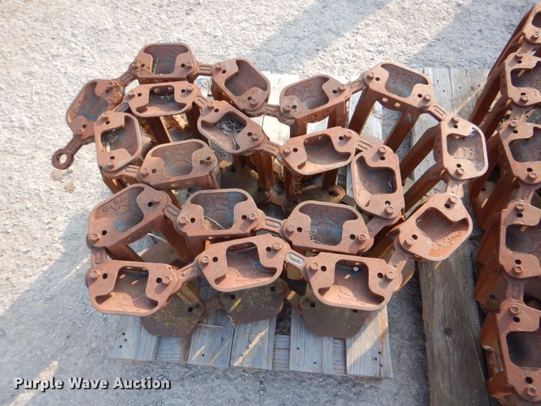 image for item DG1733 Bobcat  15"W over tire skid steer tracks