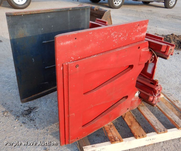 image for item DG1734 38"W forklift clamp