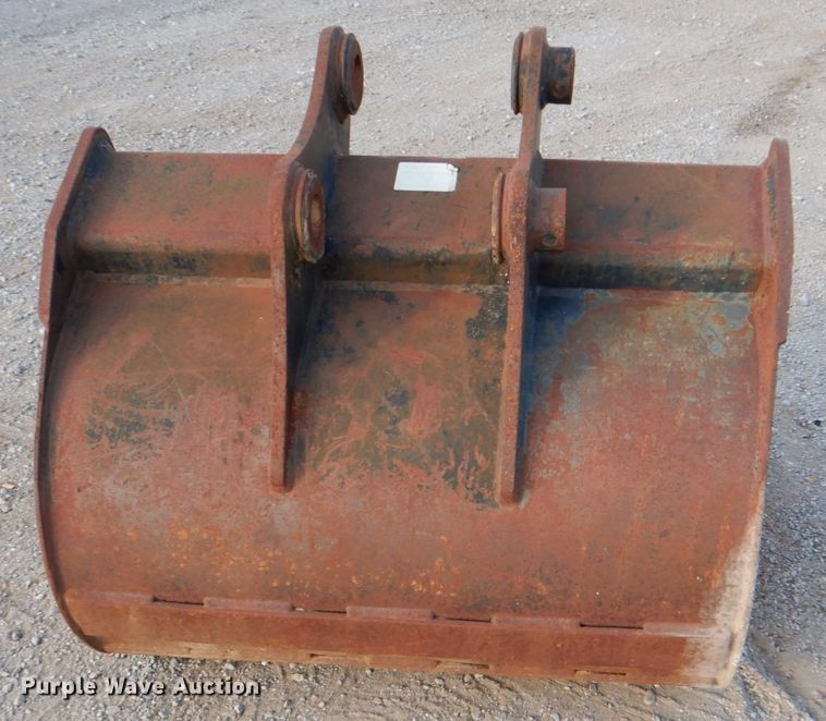 image for item DG1735 (2) Bobcat excavator buckets