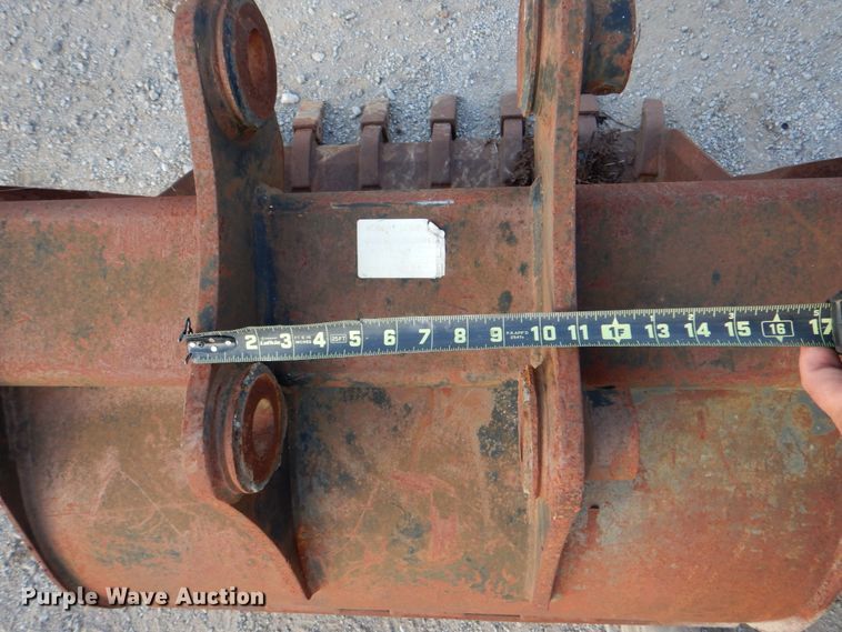 image for item DG1735 (2) Bobcat excavator buckets