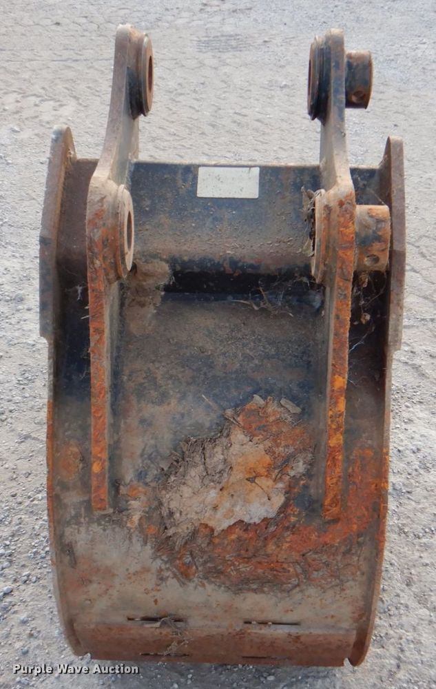 image for item DG1735 (2) Bobcat excavator buckets