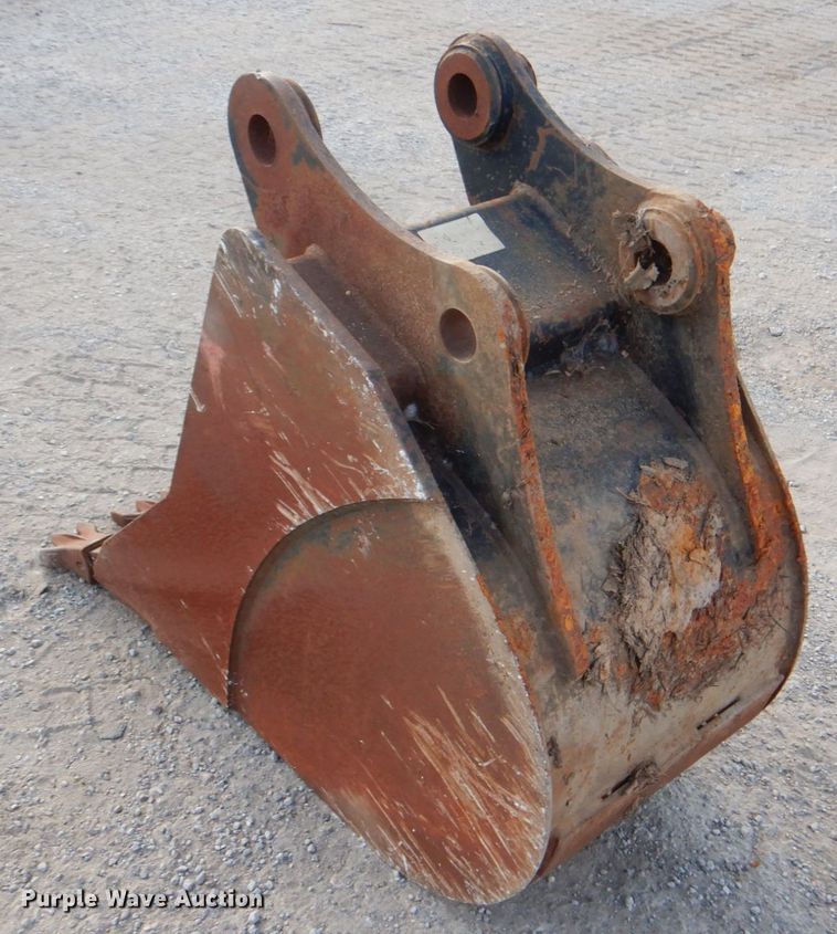 image for item DG1735 (2) Bobcat excavator buckets
